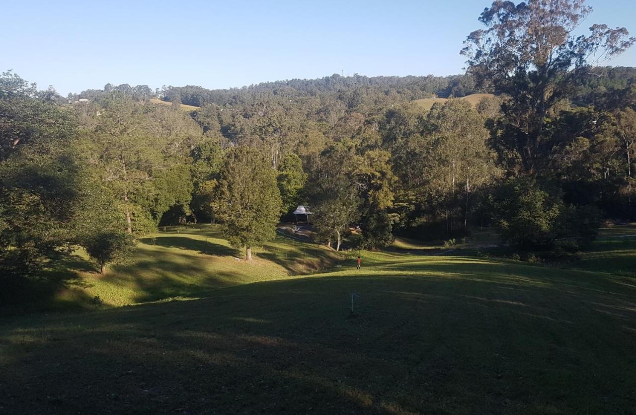 Woombye Starry Nights Luxury Camping מראה חיצוני תמונה